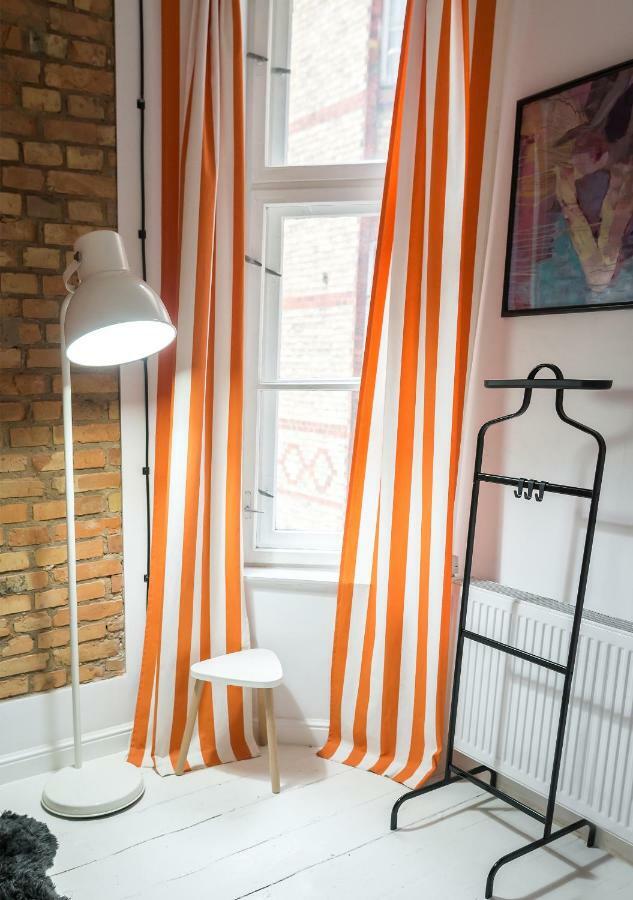 Loft Z Baldachimem Apartment Poznan Ngoại thất bức ảnh